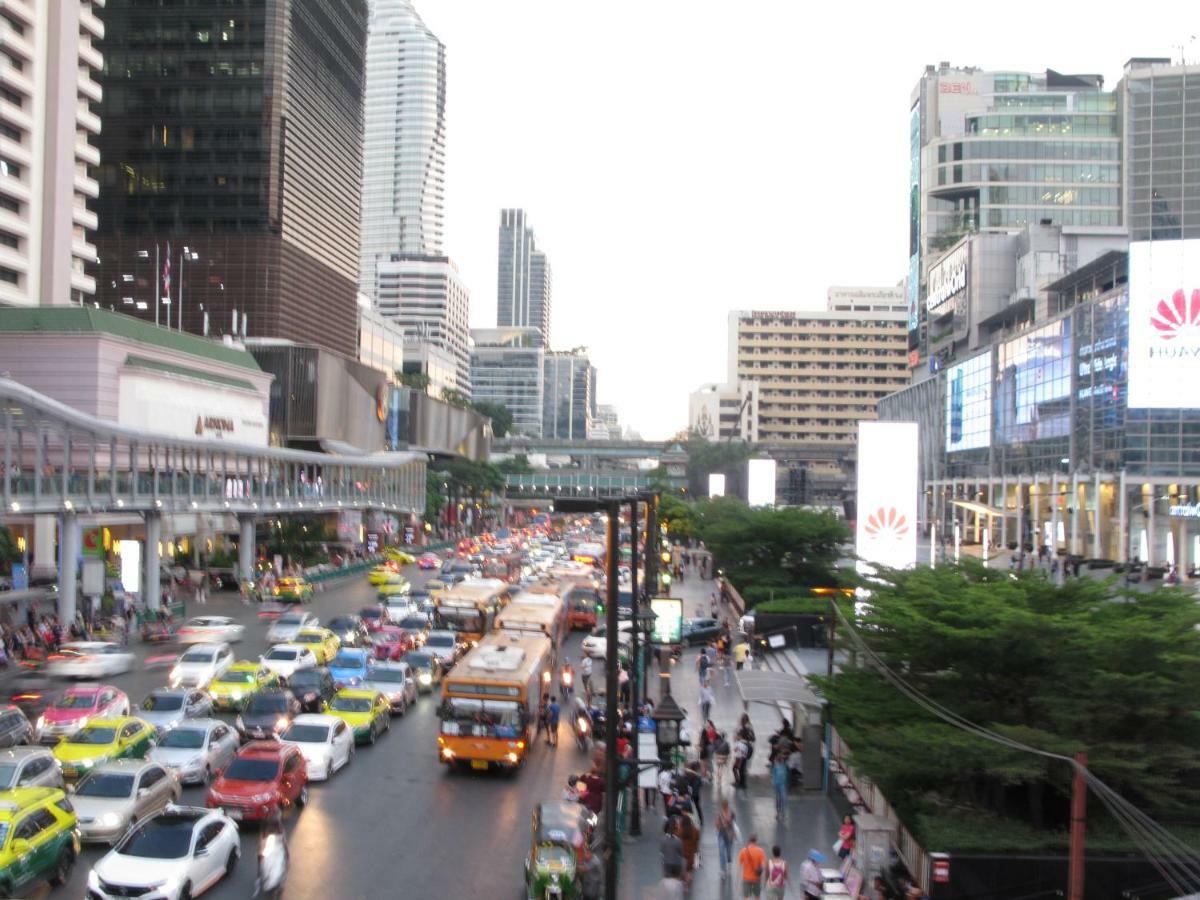 Beebedz Hostel Bangkok Ngoại thất bức ảnh