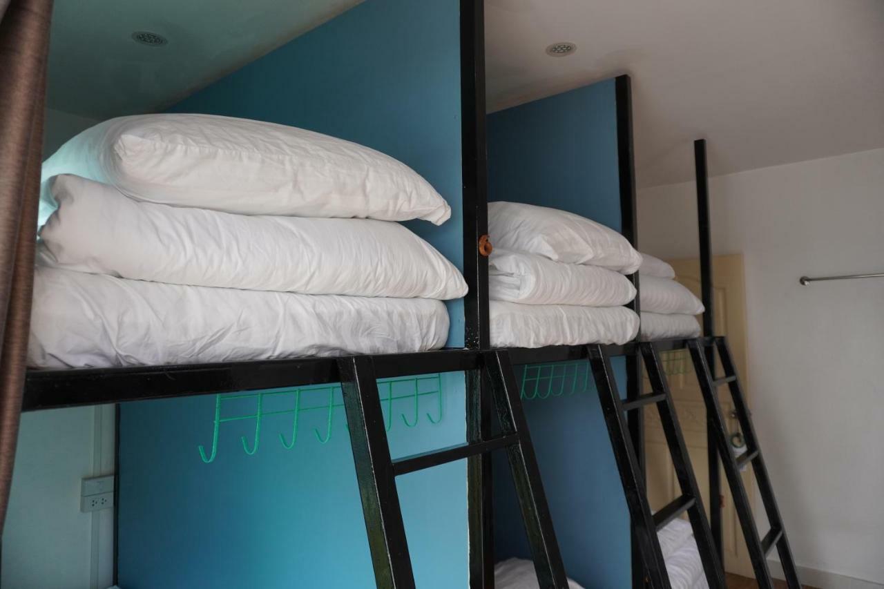 Beebedz Hostel Bangkok Ngoại thất bức ảnh