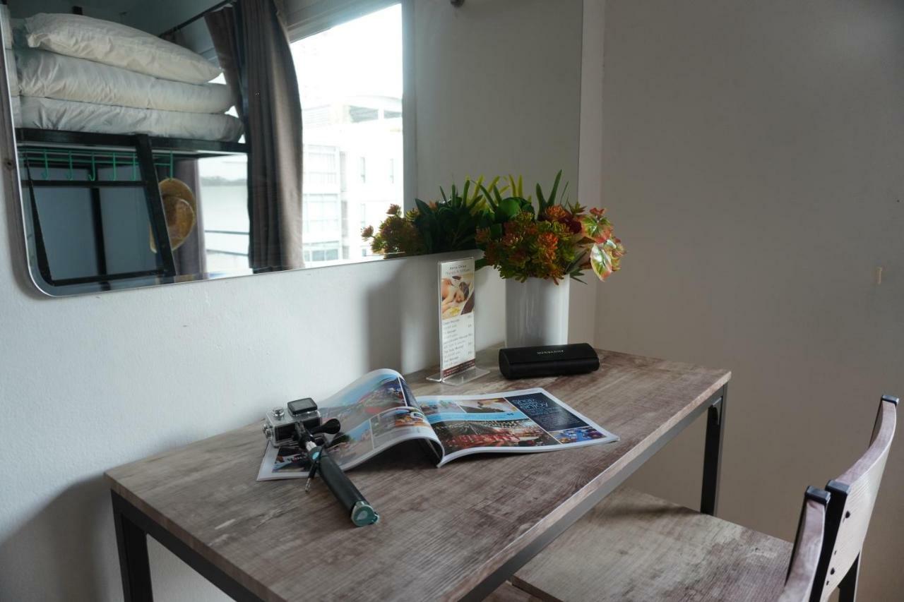Beebedz Hostel Bangkok Ngoại thất bức ảnh