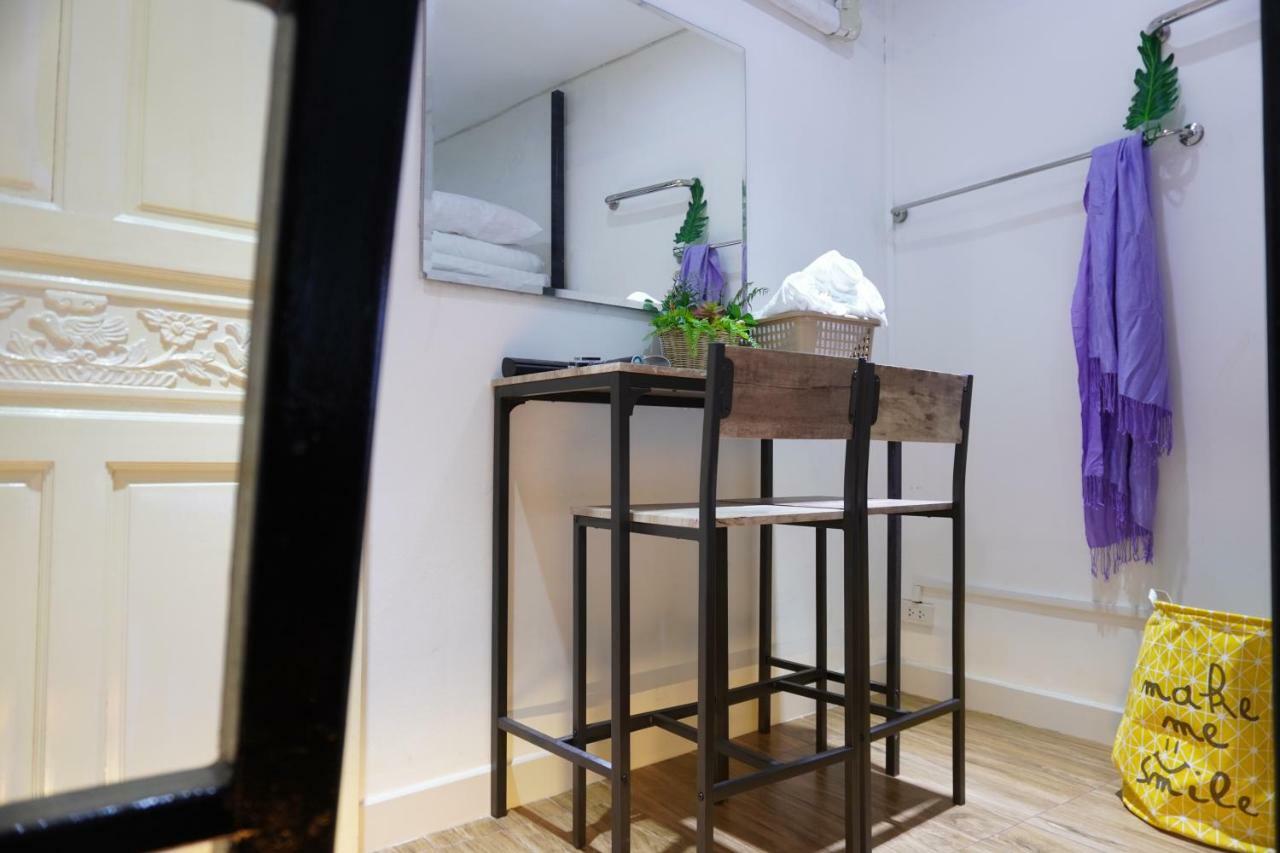 Beebedz Hostel Bangkok Ngoại thất bức ảnh